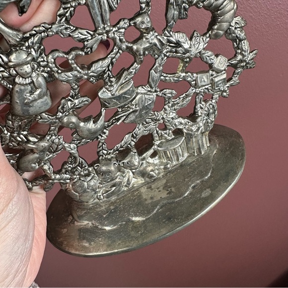 Vintage silver plate Christmas tree candle holder with ornament detail - Picture 4 of 9